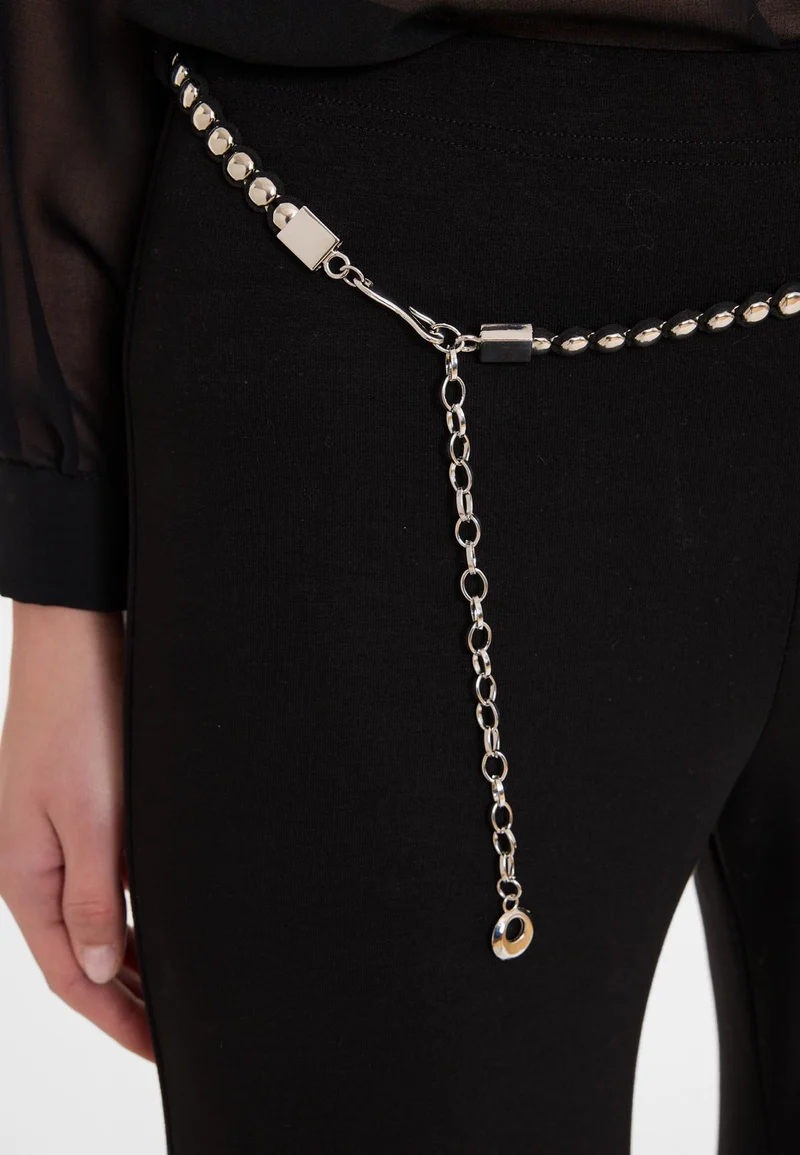 Elegante Hose Agisi