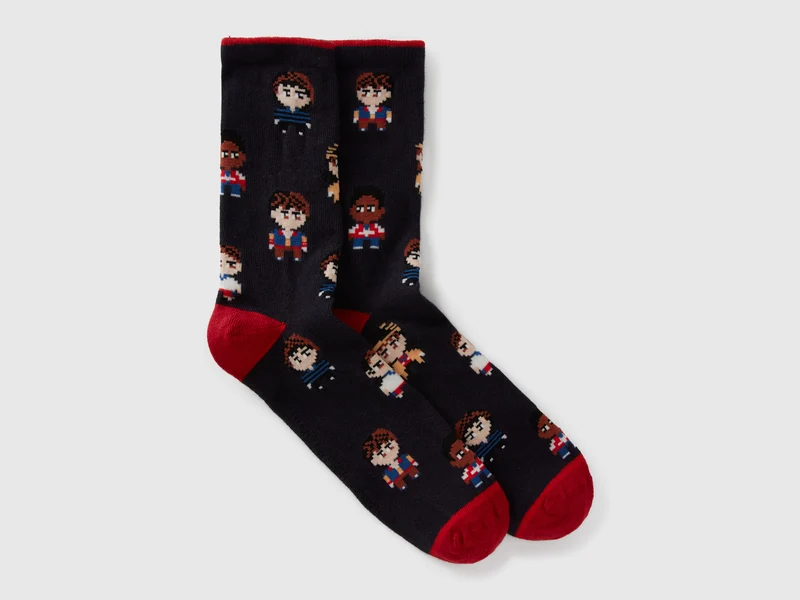 Socken mit Stranger Things-Grafik