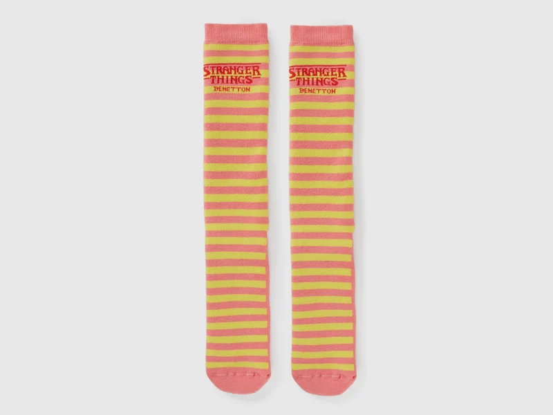 Gestreifte Socken Stranger Things