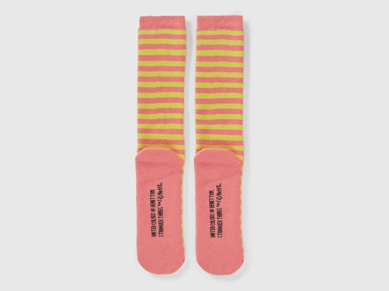 Gestreifte Socken Stranger Things