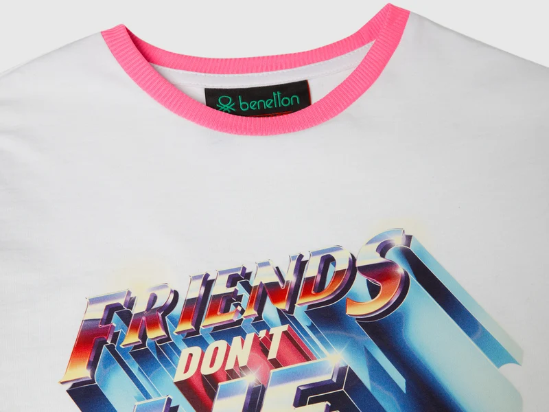 T-Shirt mit Stranger Things-Print