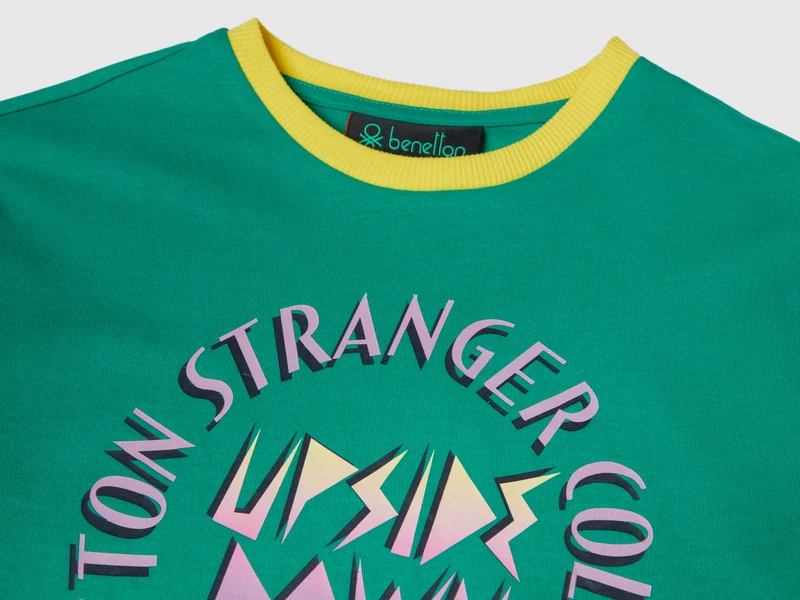 T-Shirt mit Stranger Things-Print