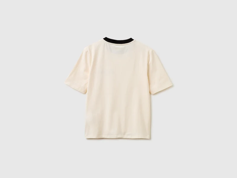 T-Shirt mit "Amour"-Stickerei
