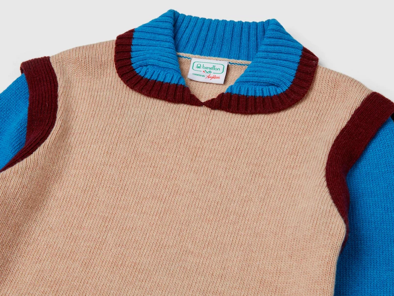 Stranger Things Pullover mit Kragen