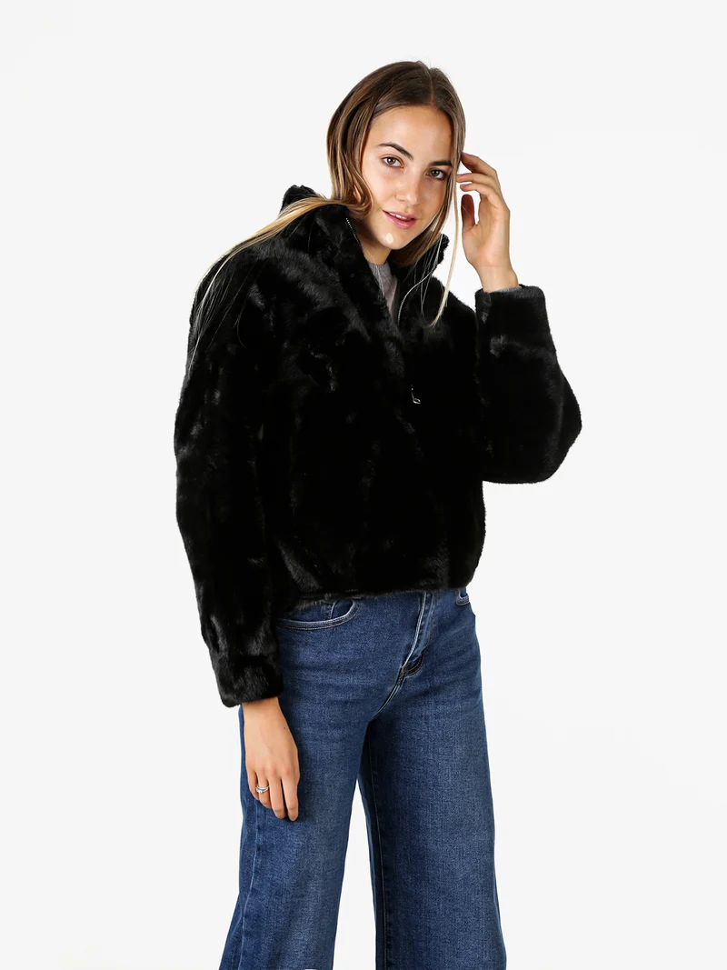 Cappotto corto da donna in ecopelliccia con cerniera - nero