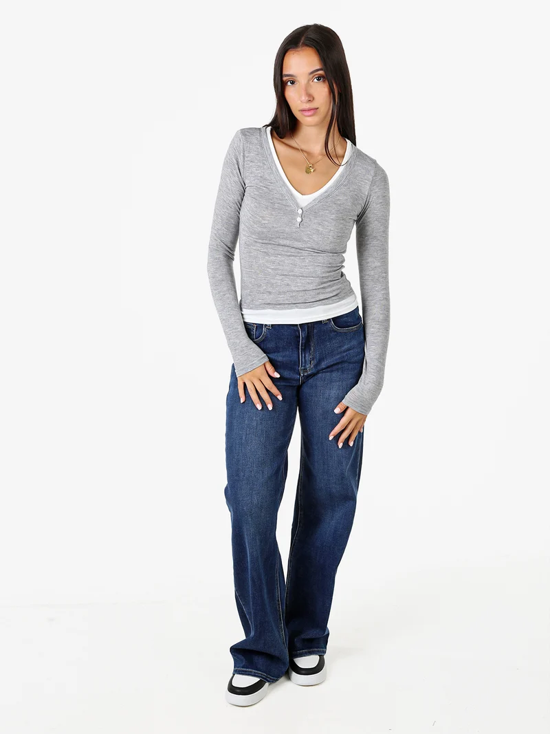 Maglia donna a maniche lunghe in cotone con doppio scollo a V - grigio