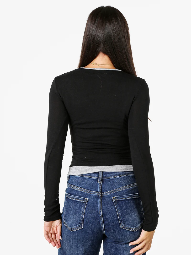 Maglia donna a maniche lunghe in cotone con doppio scollo a V - nero