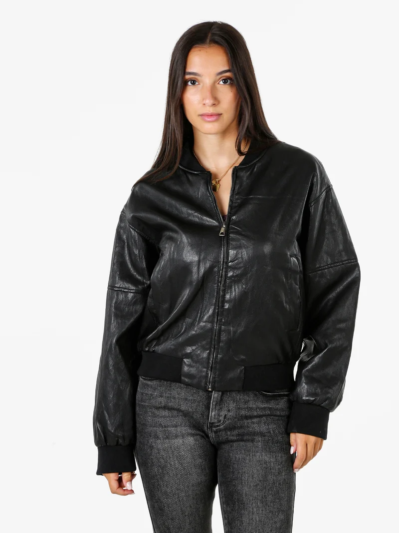 Giacca ecopelle da donna con zip - nero
