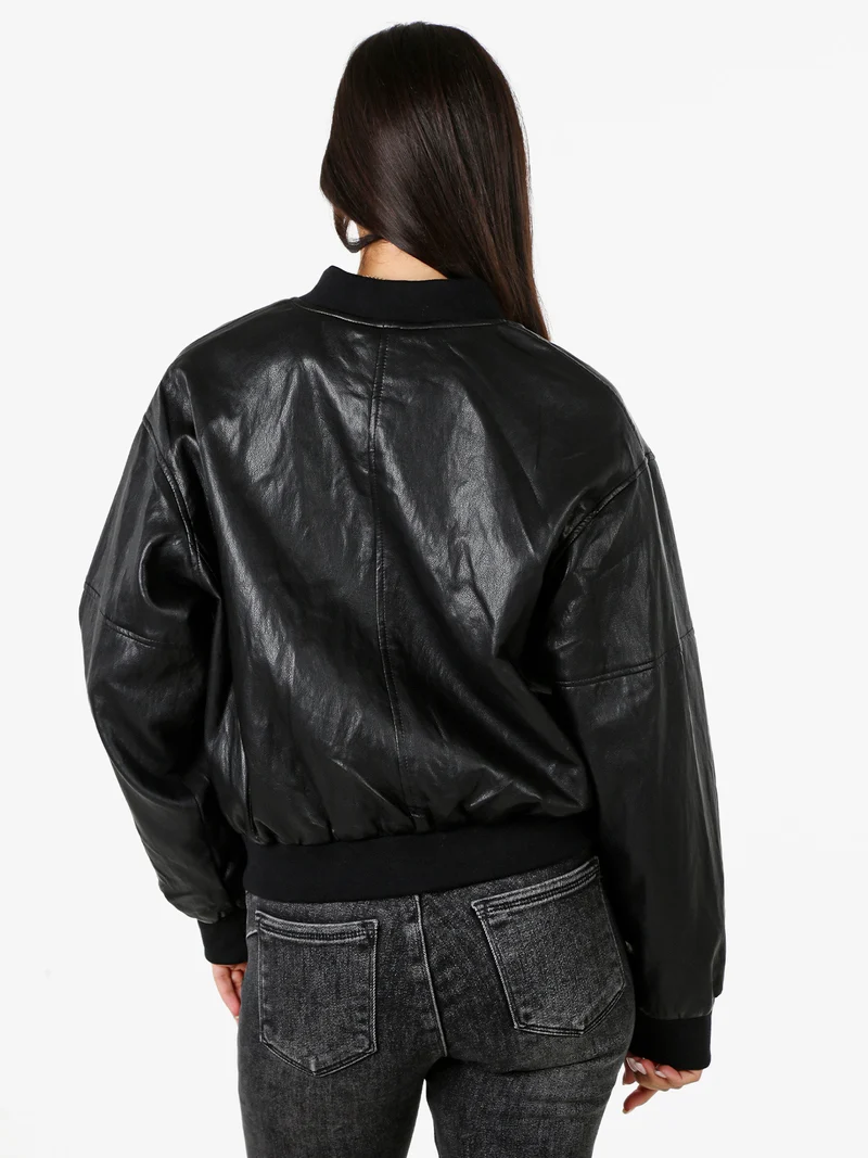 Giacca ecopelle da donna con zip - nero
