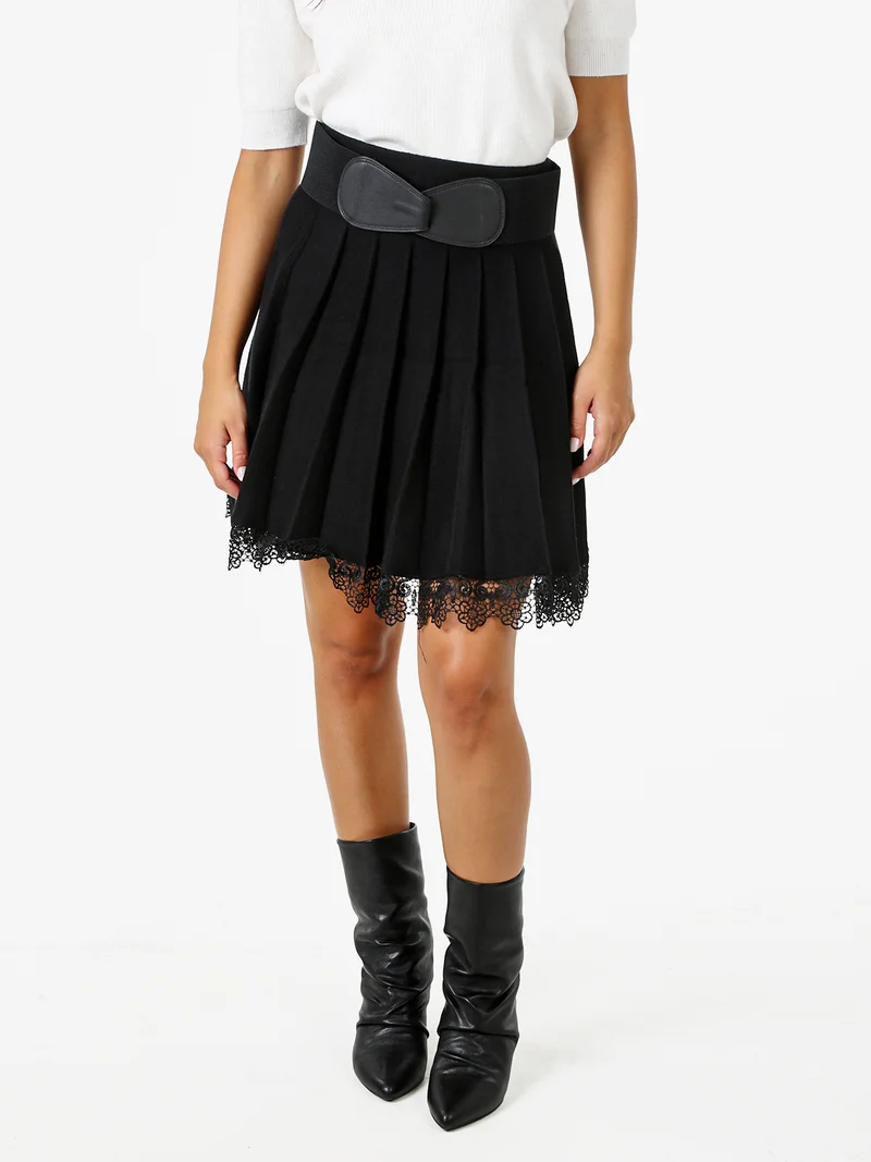Gonna in maglia da donna con pieghe e ricamo in pizzo - nero