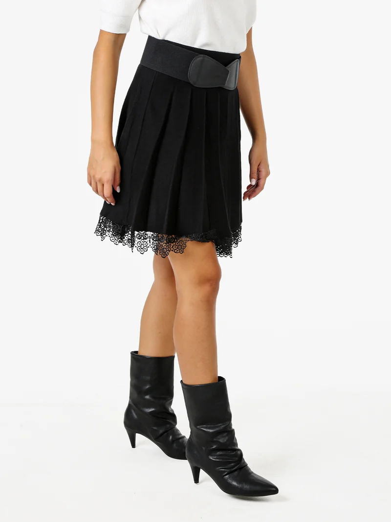 Gonna in maglia da donna con pieghe e ricamo in pizzo - nero