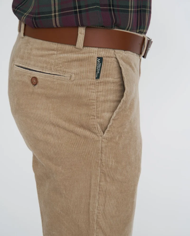 Herren Cordhose "Mr. Bradley" aus Genuacord in beige