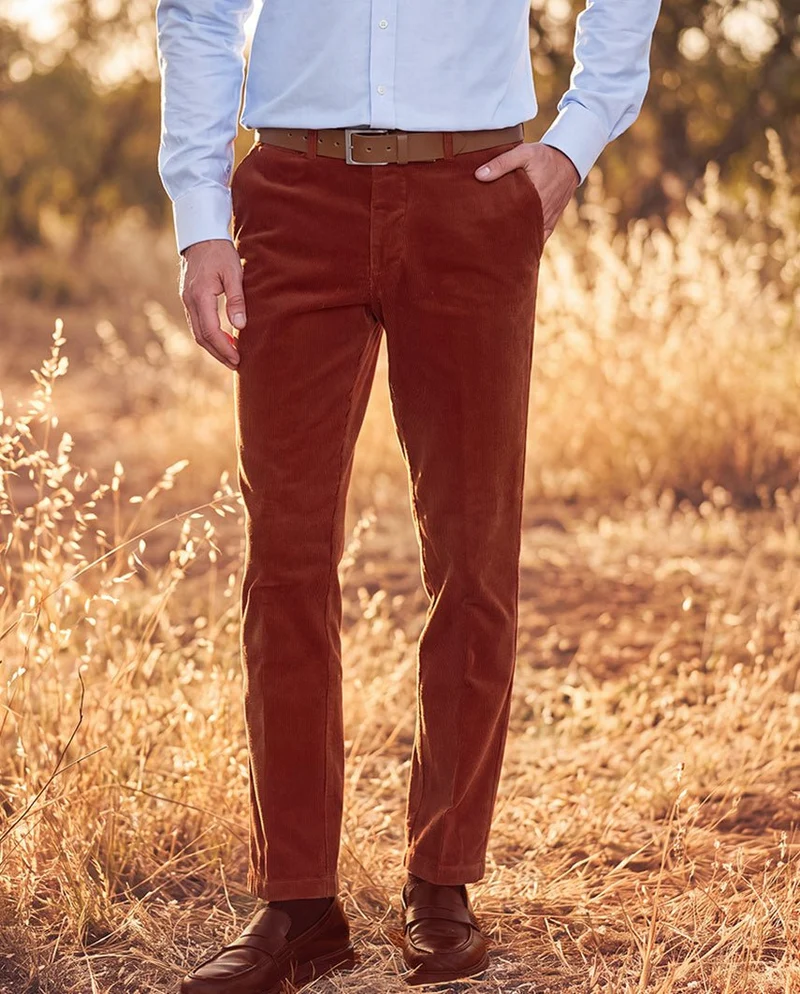 Herren Cordhose "Mr. Bradley" aus Genuacord in burnt orange