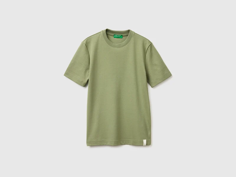 T-Shirt mit normaler Passform und Rundhalsausschnitt