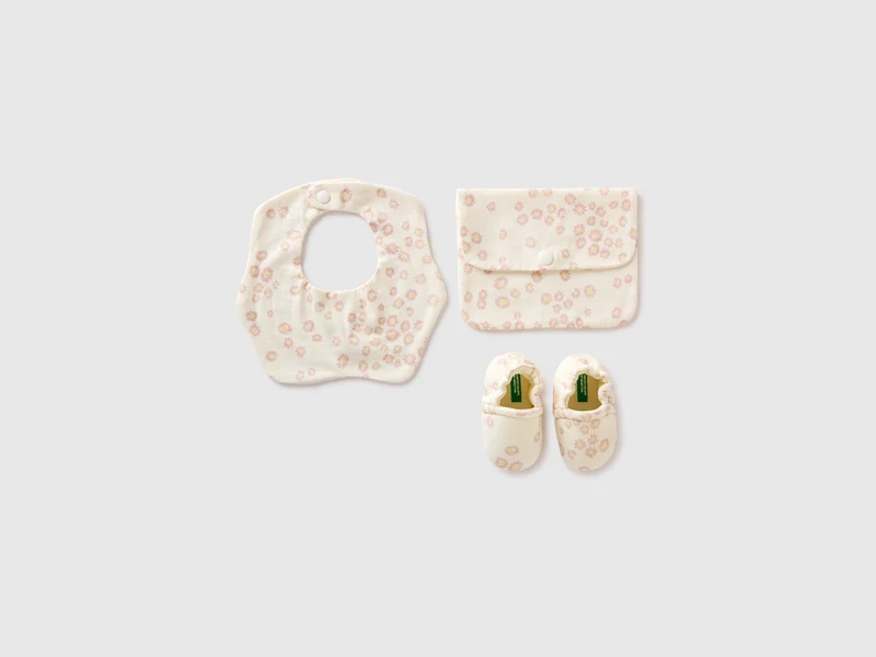 Accessoire-Set mit Blumenmuster