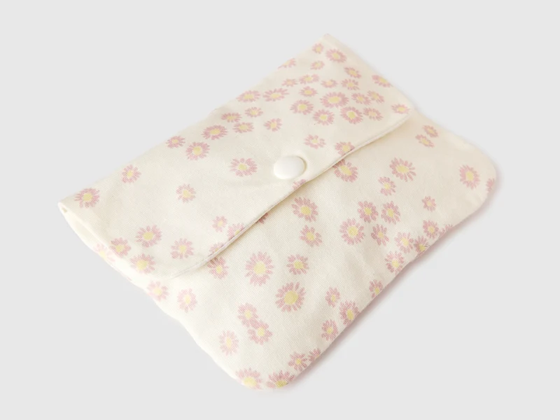 Accessoire-Set mit Blumenmuster