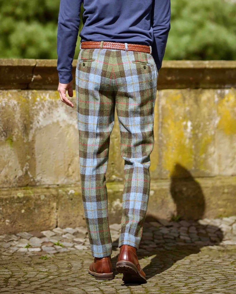 Harris Tweed Hose "Mr. Miller" im Highland Check