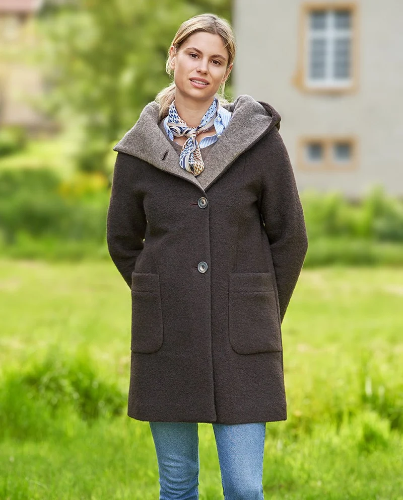 Walkmantel "Sally" mit Kapuze in chocobrown