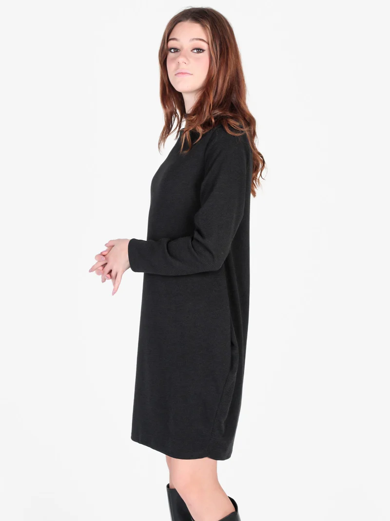Abito donna a maniche lunghe con scollo a barca - nero