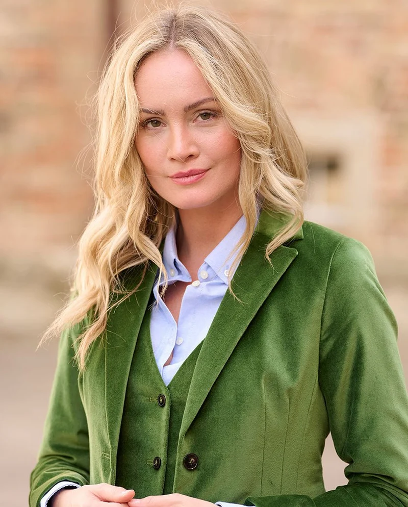 Damen Samtblazer "Ami" in oliv