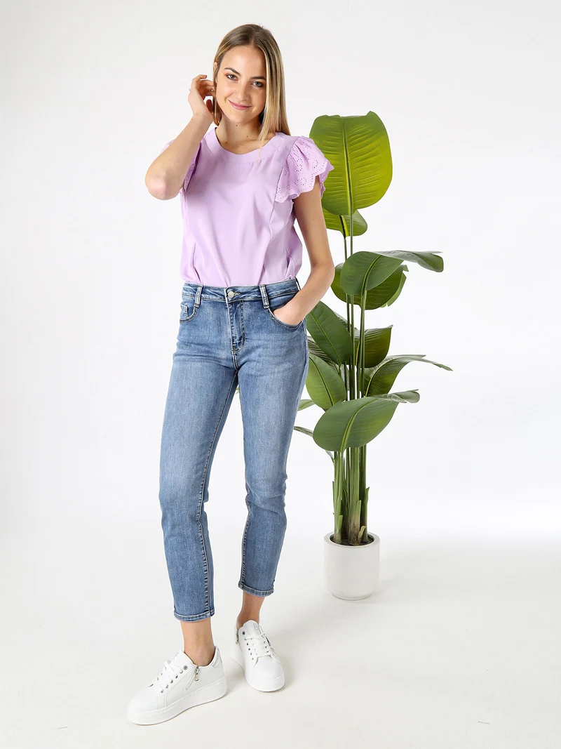 Blusa donna con maniche corte in pizzo macramè - lilla
