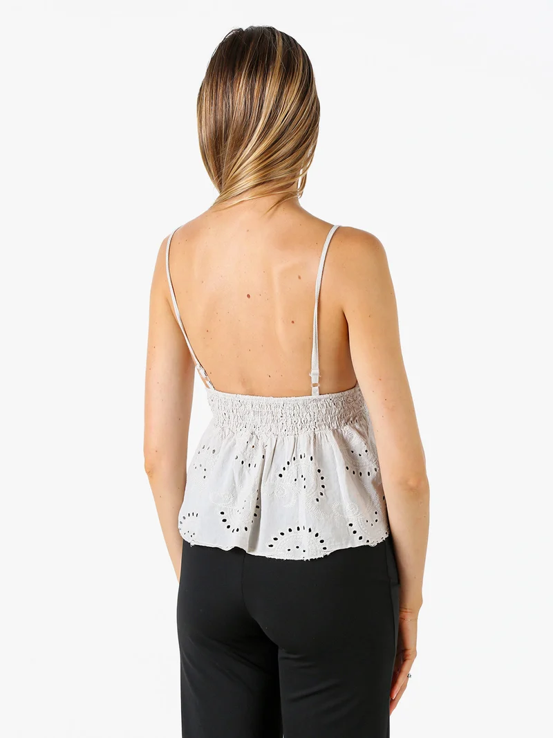 Top donna in cotone con dettagli macramè con spalline sottili - beige