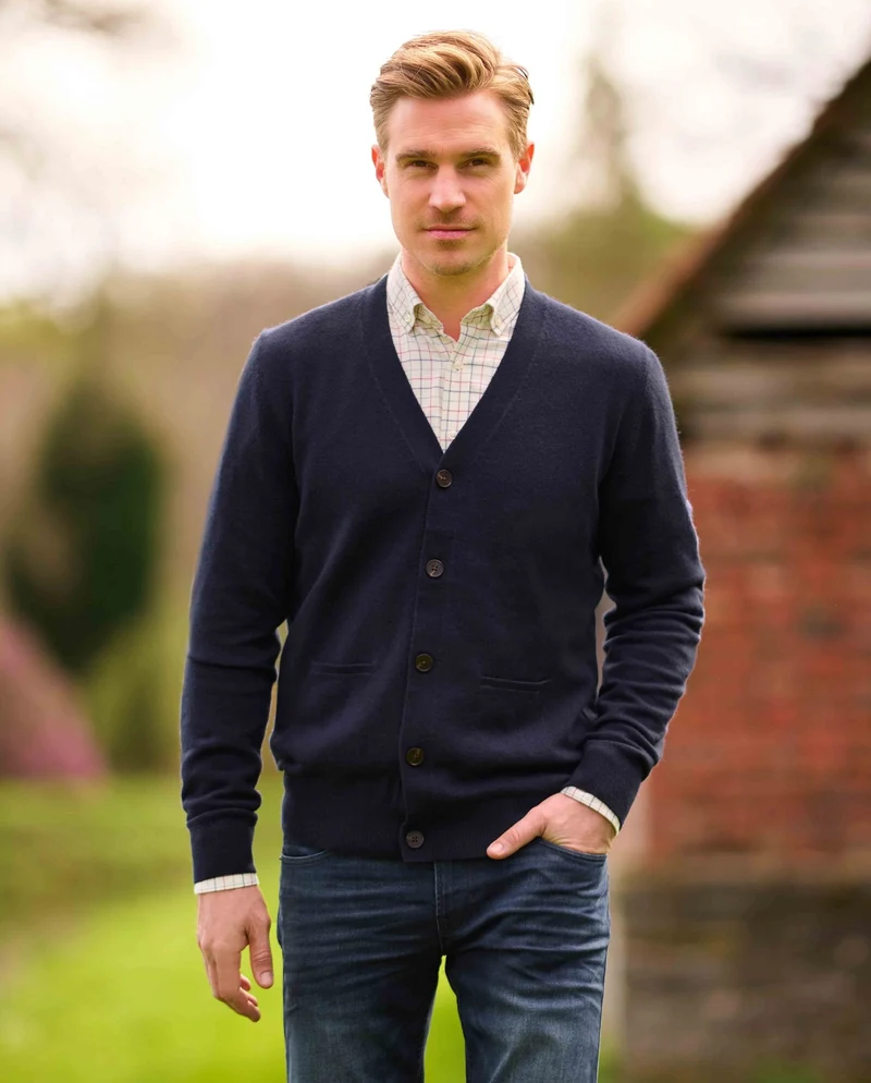 Herren Merino-Strickjacke "The Cardigan" in navy