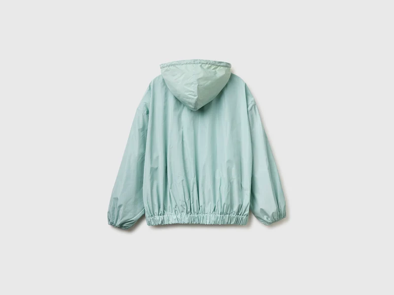 Weiche Jacke mit Kapuze