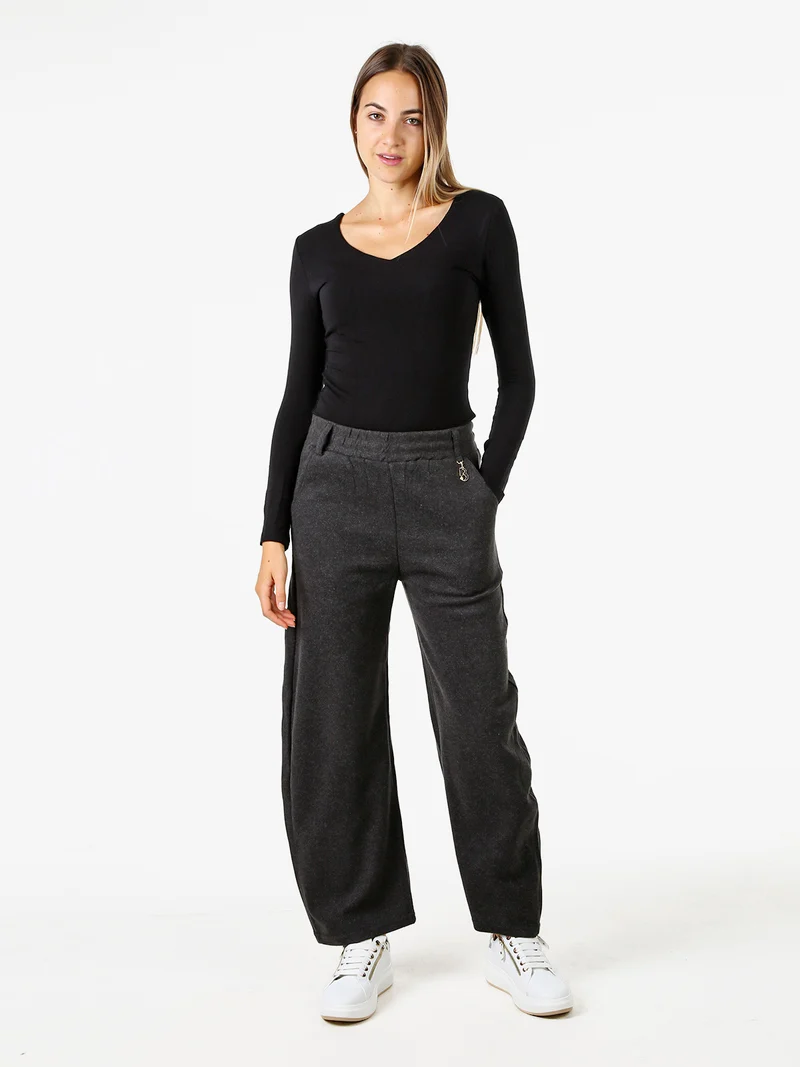 T-shirt donna a maniche lunghe con scollo a V - nero