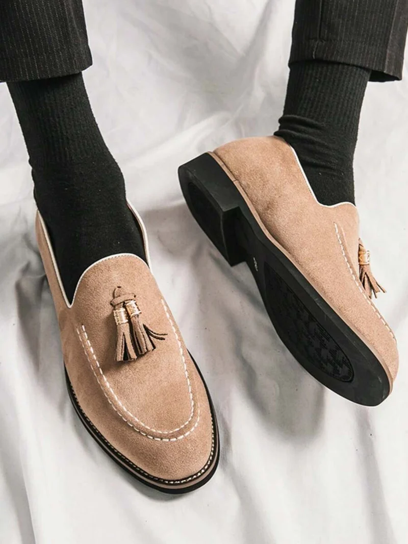 Elegant Suede Tassel Loafers