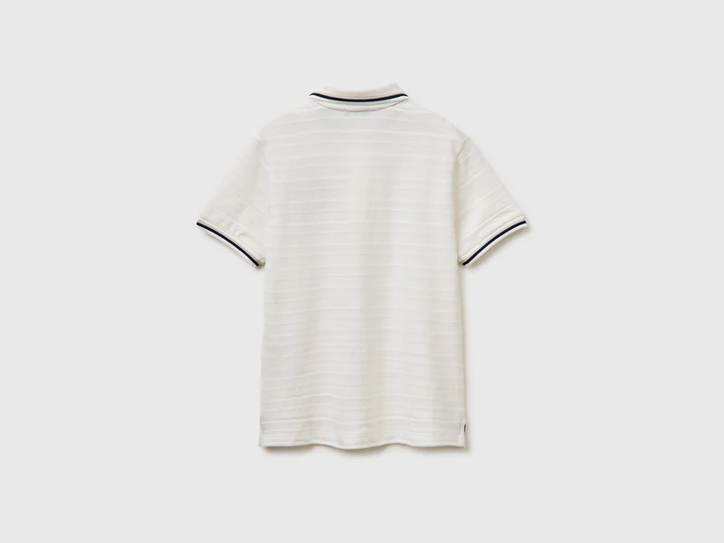 Gestreiftes Poloshirt mit Aufnäher