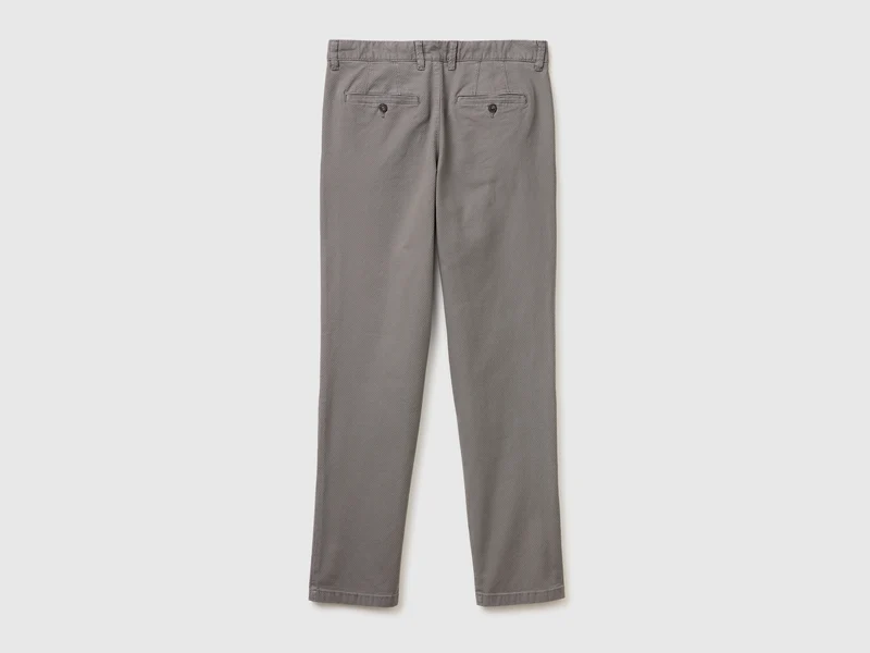 Schmal geschnittene Chinos