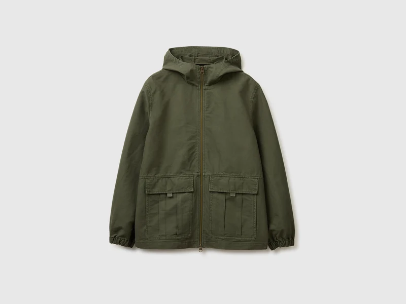 Kurze Jacke aus verwaschener Baumwolle