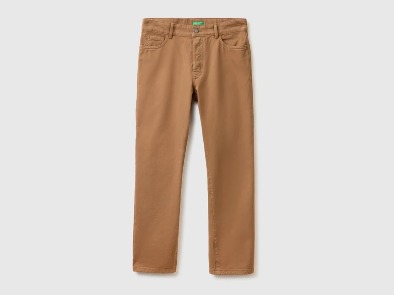 Fünf-Taschen-Hose in regulärer Passform