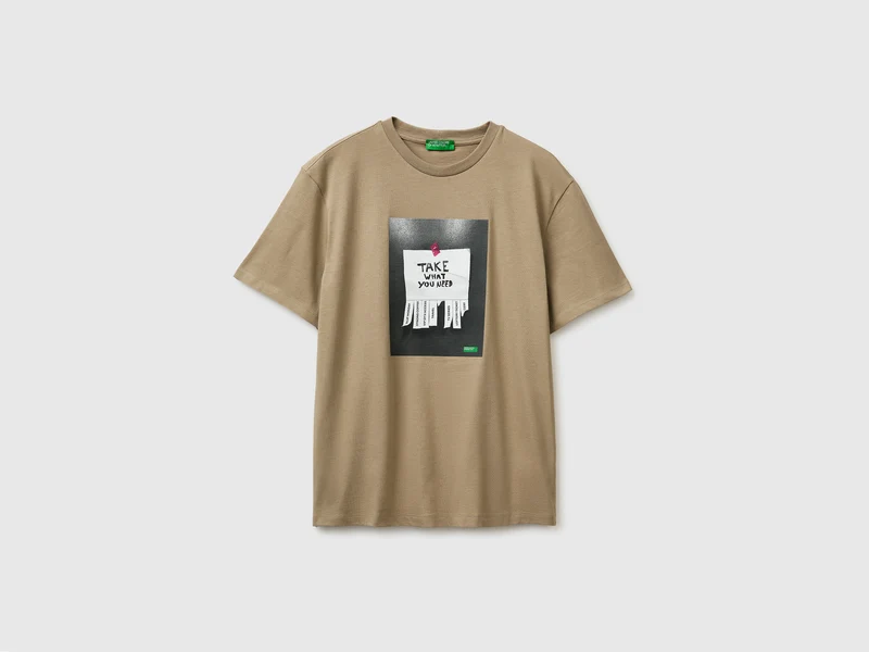 Bedrucktes T-Shirt