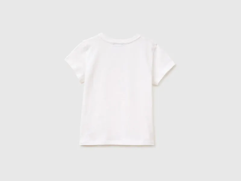 T-Shirt mit Aufdruck und Glitzer