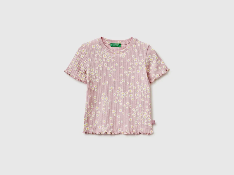 Geripptes bedrucktes T-Shirt