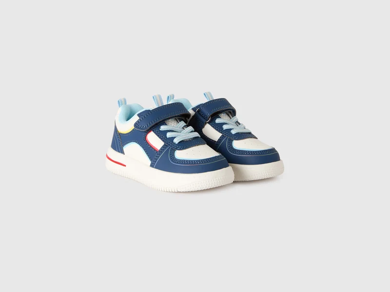 Sportschuhe