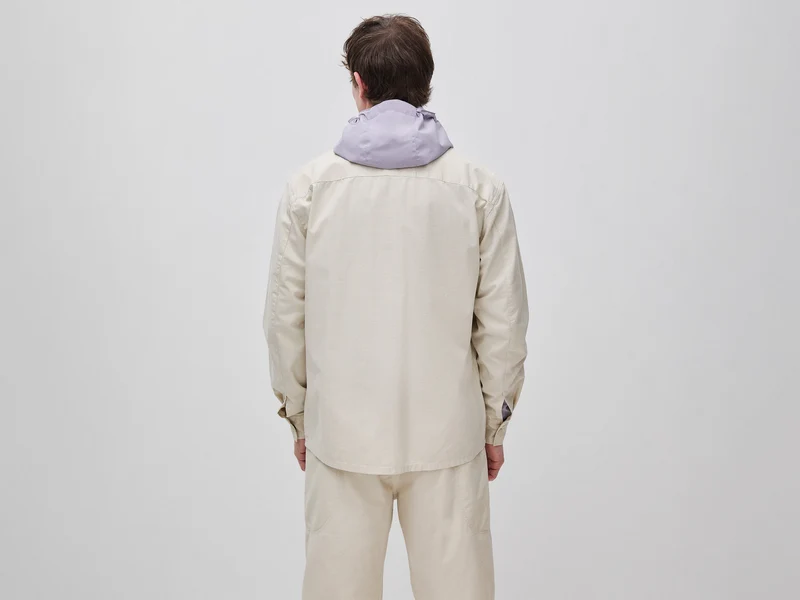 Hemdjacke aus technischem Gewebe