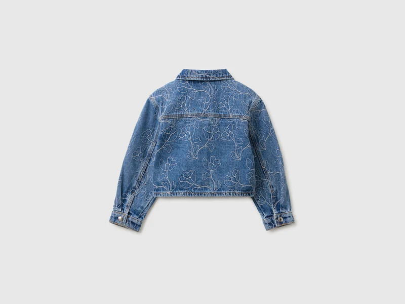 Jeansjacke mit Stickerei