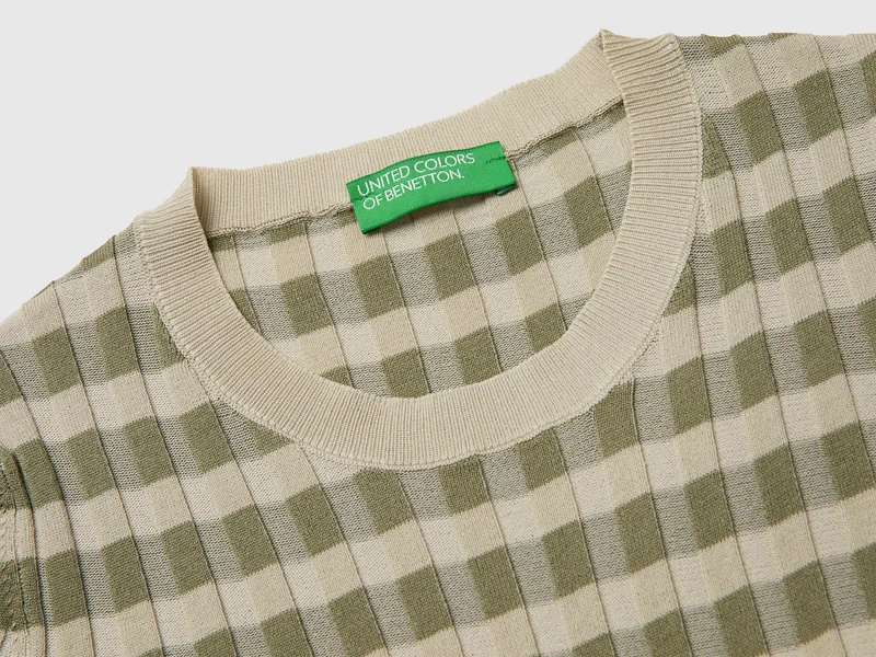 Schmal geschnittener Streifenpullover
