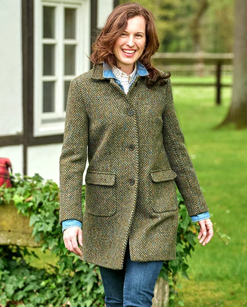 Damenmantel "Marly" in multi color Herringbone aus MAGEE Tweed
