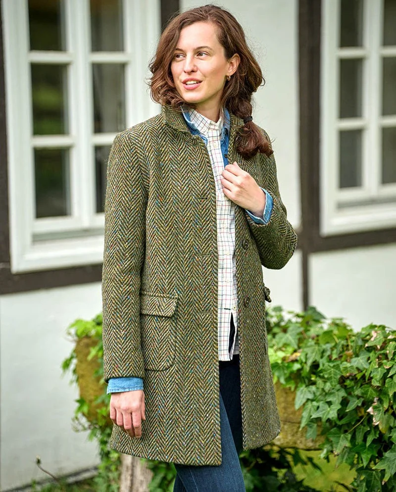 Damenmantel "Marly" in multi color Herringbone aus MAGEE Tweed