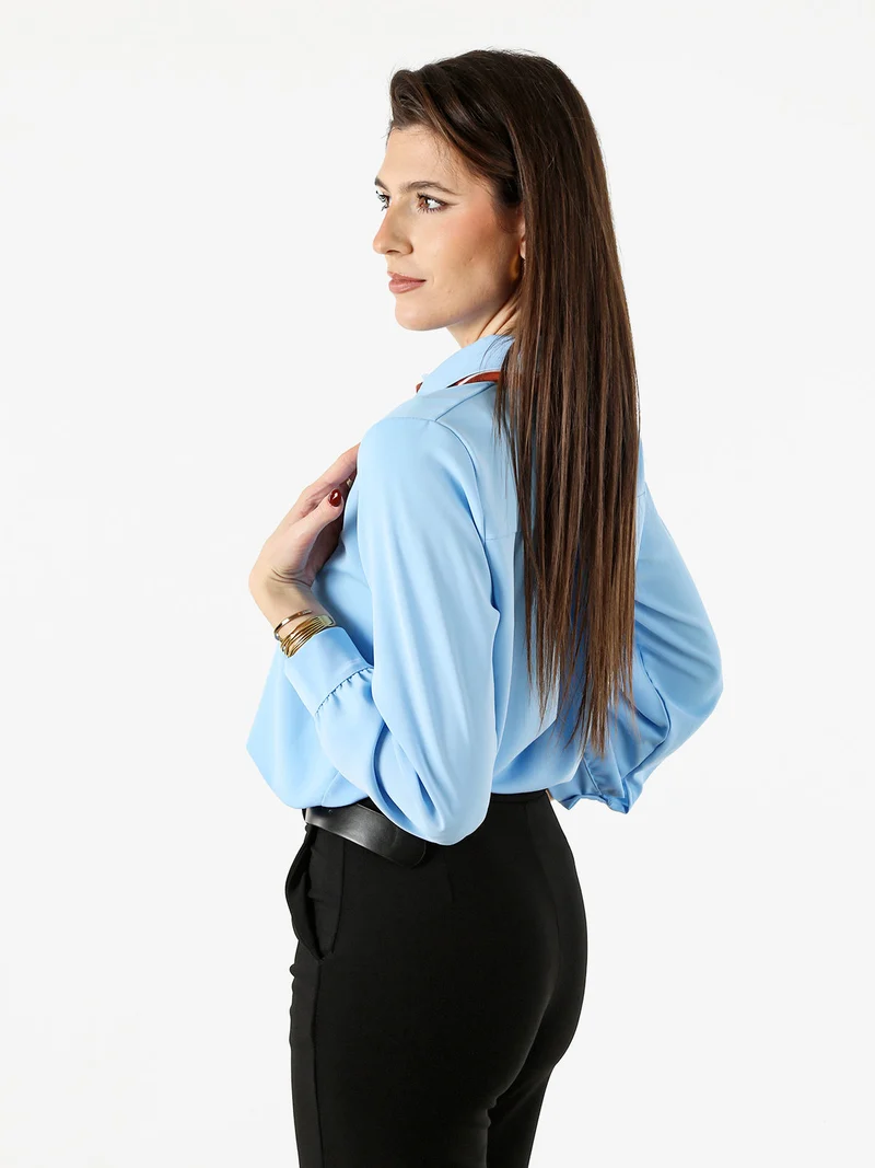 Camicia donna a maniche lunghe con foulard colorato - azzurro