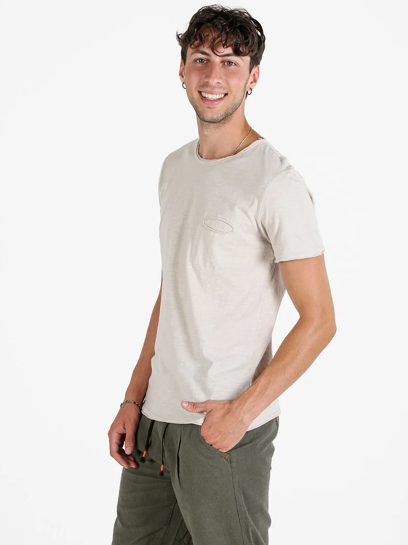 T-shirt uomo in cotone con taschino - beige