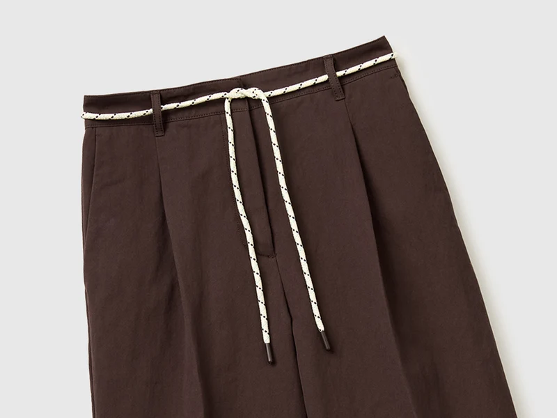 Hose mit Kordelzug
