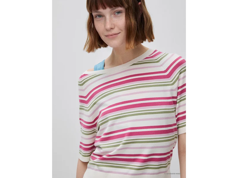 Gestreiftes Pullover