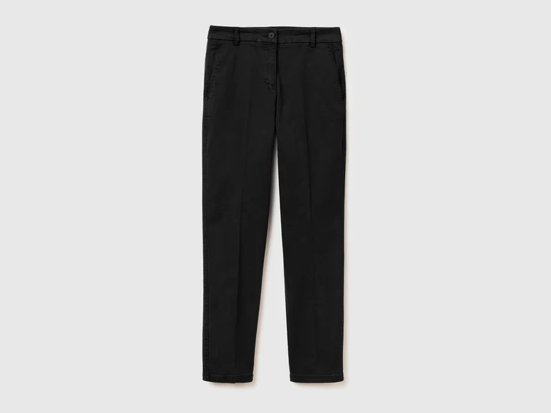 Schmal geschnittene Chinos