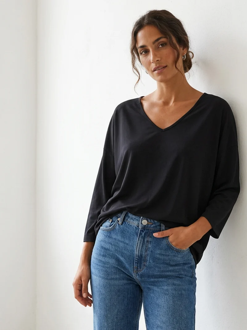 Blusa donna a maniche lunghe con scollo a V - nero