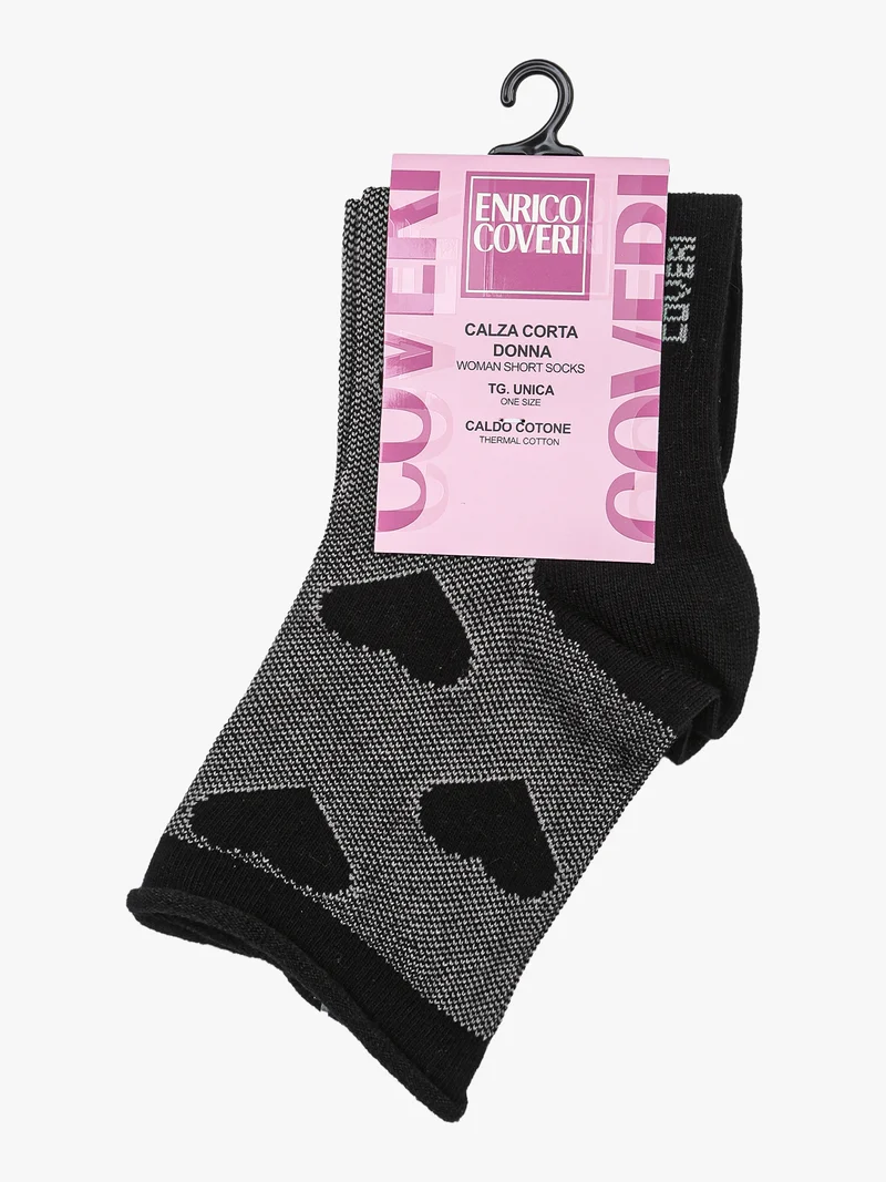 Calze corte da donna in caldo cotone con stampa cuori - nero